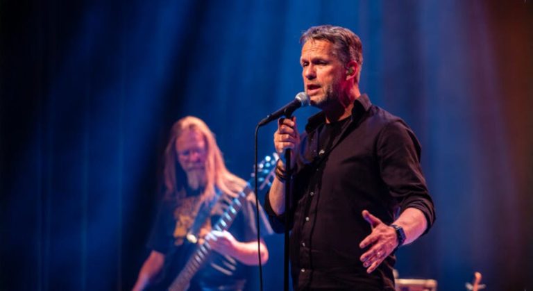 Ice – The Camel Tribute — muziek in Tiel