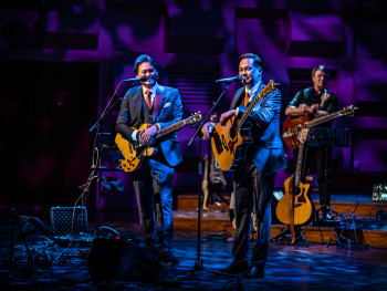 The New Diamonds – Story of the Blue Diamonds Part 2 — muziek in Tiel