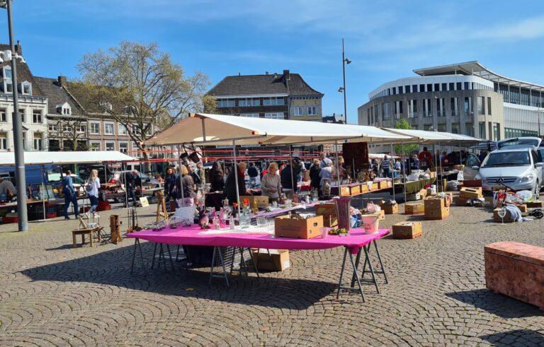 Koopzondag — braderie-en-jaarmarkt in Tiel